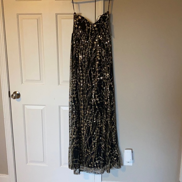 Lulu’s Time to Shine Black and Gold Glitter Sequin Strapless Maxi Dress - Picture 2 of 6